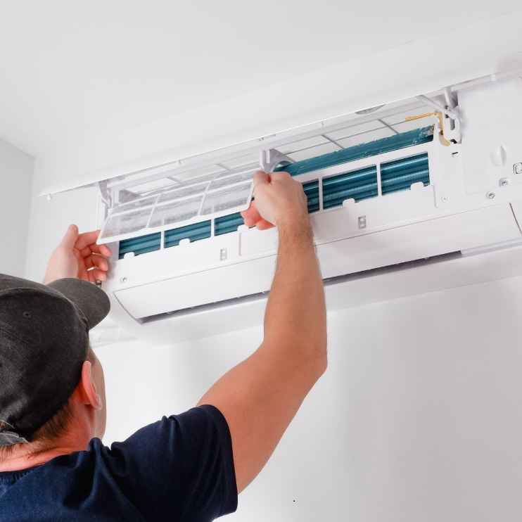 Mantenimiento de aires Acondicionados